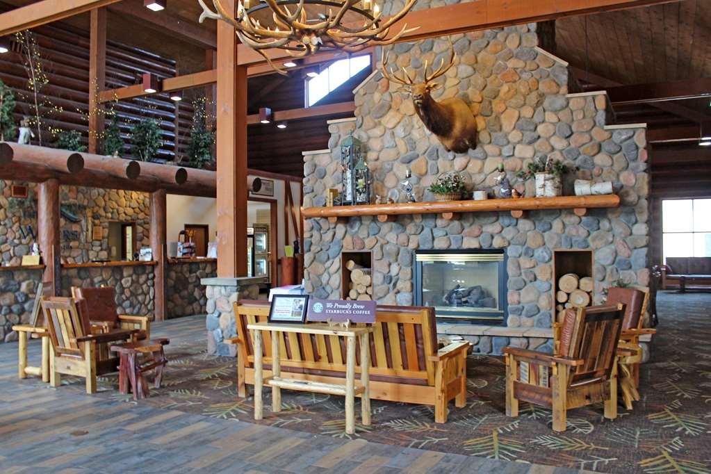 The Waters Of Minocqua Hotel Interior photo