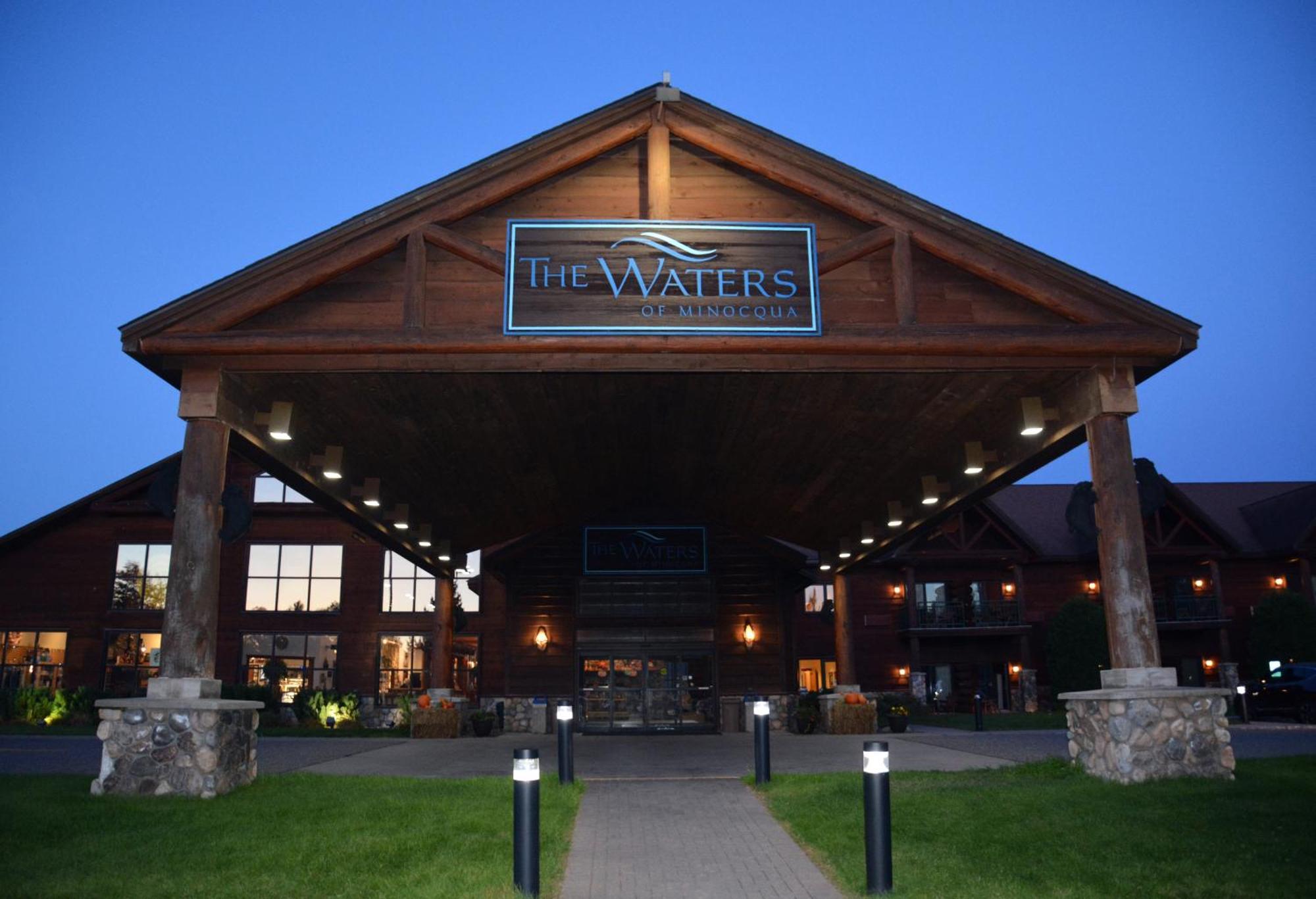 The Waters Of Minocqua Hotel Exterior photo