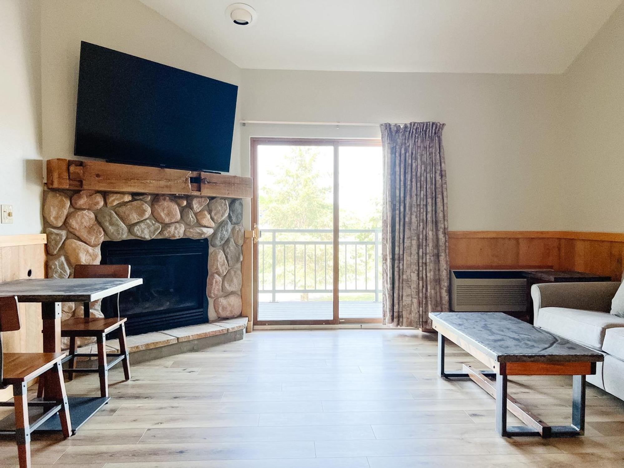 The Waters Of Minocqua Hotel Exterior photo